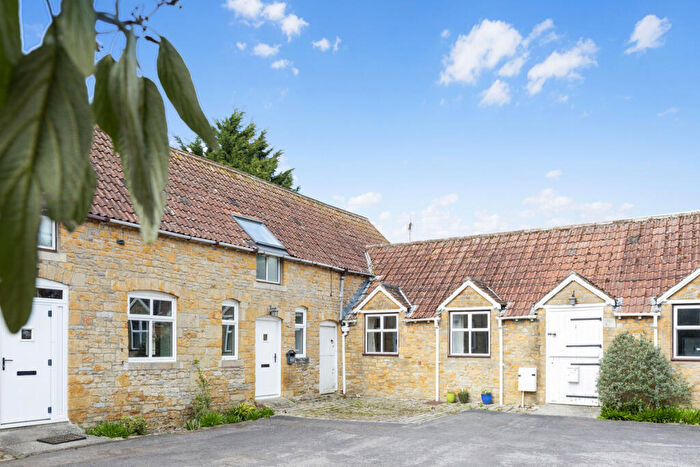 2 Bedroom Barn Conversion For Sale In Cary Road, Yeovil, BA22