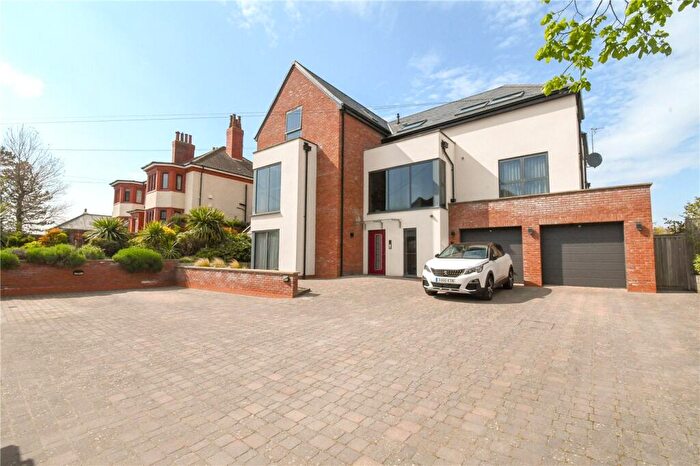 3 Bedroom Apartment For Sale In Lingdale Road, West Kirby, Wirral, CH48
