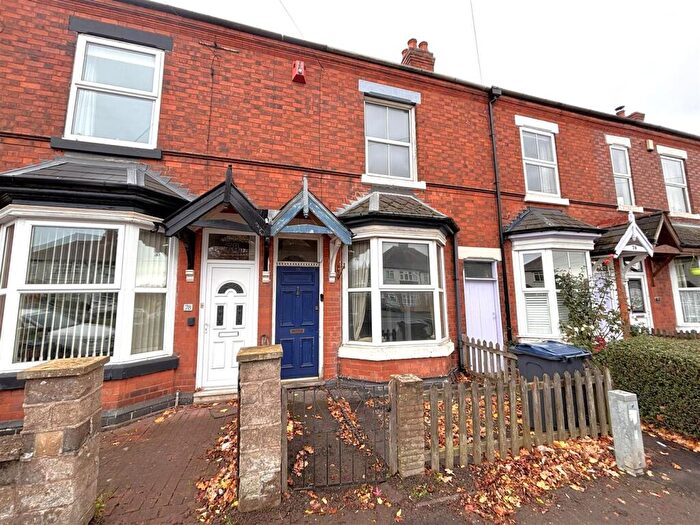 3 Bedroom Terraced House For Sale In Grove Road, Kings Heath, Birmingham, B14