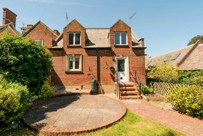 2 Bedroom Semi-Detached House To Rent In High Street, Weedon, Buckinghamshire, HP22