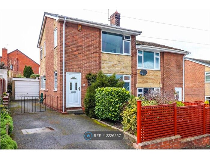 3 Bedroom Semi-Detached House To Rent In Hall Cliffe Grove, Horbury, Wakefield, WF4
