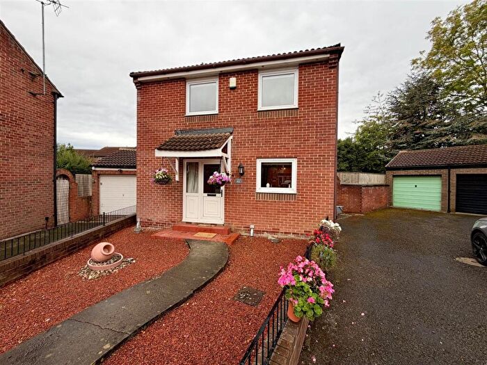 4 Bedroom Detached House For Sale In Stonehaven Way, Darlington, DL1