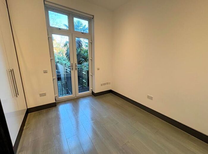 1 Bedroom Flat To Rent In Fortis Green, East Finchley, N2