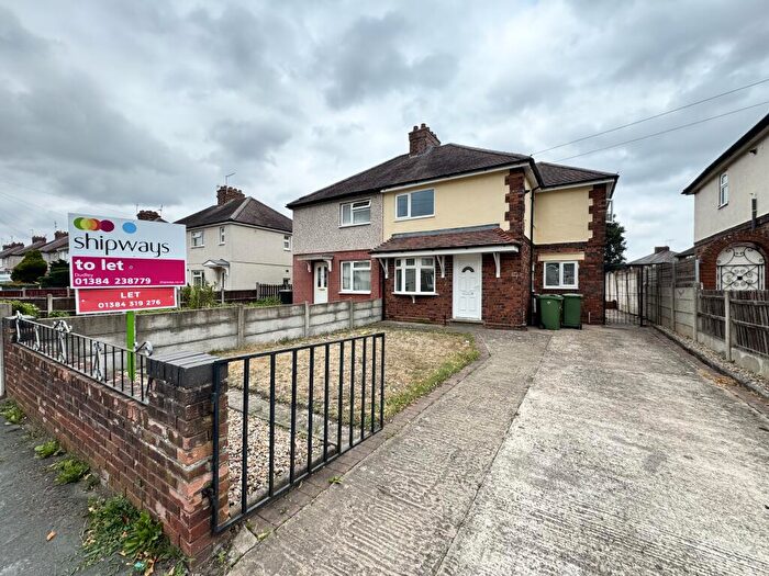 3 Bedroom House To Rent In Bryce Road, Brierley Hill, DY5