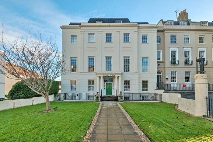 1 Bedroom Flat To Rent In Bath Road Cheltenham, GL53