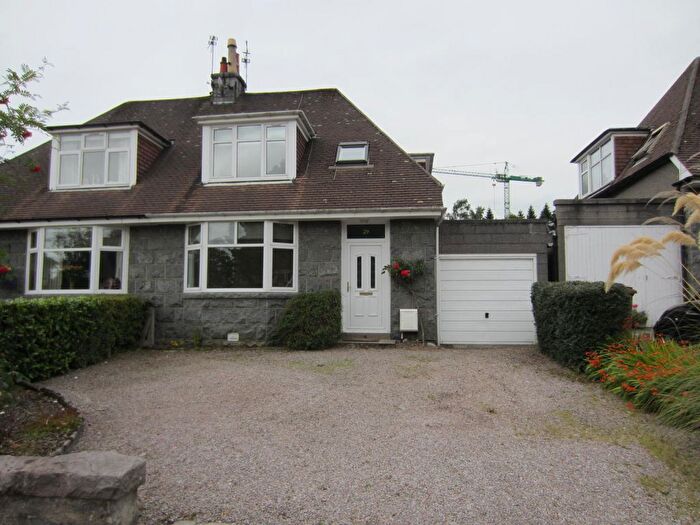 3 Bedroom Semi Detached House To Rent In Viewfield Gardens, Aberdeen, AB15