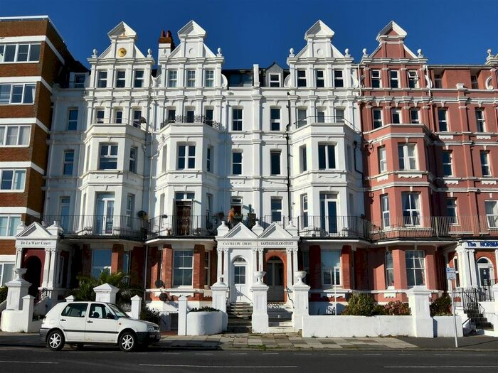 2 Bedroom Flat To Rent In De La Warr Parade, Bexhill-On-Sea, TN40