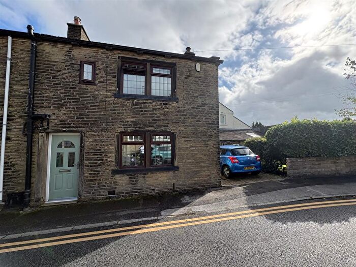 2 Bedroom End Of Terrace House For Sale In New House Lane, Queensbury, Bradford, BD13