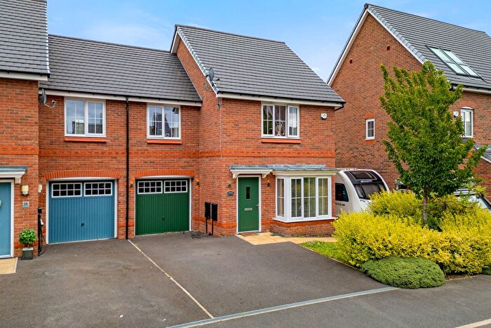 3 Bedroom Semi-Detached House For Sale In Bridgefield Road, Halewood, L26