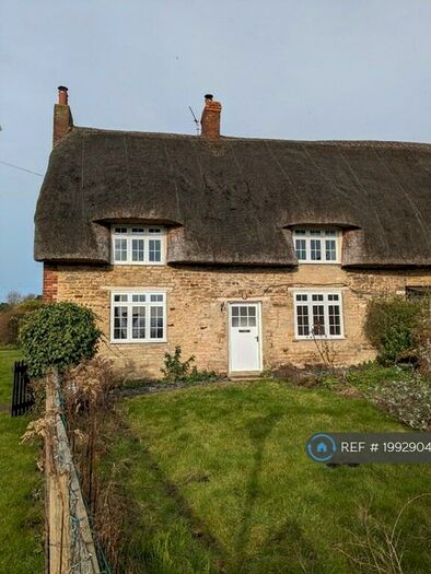 3 Bedroom Semi-Detached House To Rent In Northamptonshire, Weekley, NN16