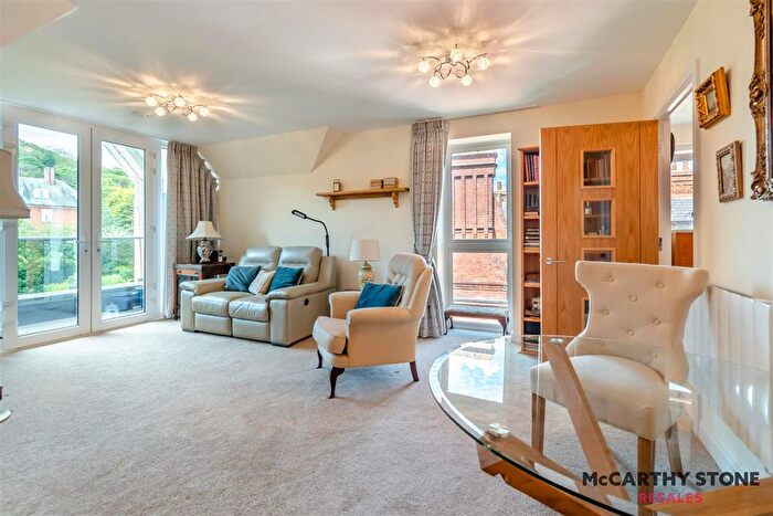 1 Bedroom Flat For Sale In Filey Road, Scarborough, YO11