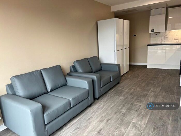 6 Bedroom Flat To Rent In Hepburn Court A, Bristol, BS2