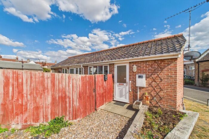 1 Bedroom Detached Bungalow For Sale In St. Giles Lane, Thetford, IP24