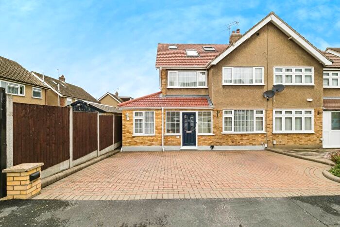 4 Bedroom Semi-Detached House For Sale In Surrey Drive, Hornchurch, RM11