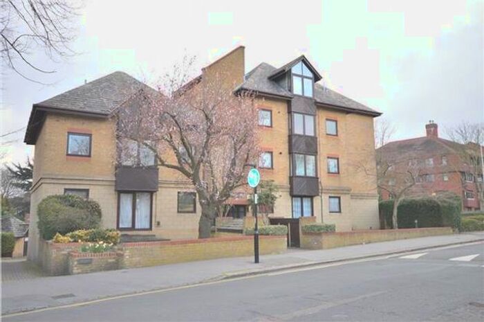 2 Bedroom Flat To Rent In Mayfair Court, Park Hill Rise, CR0