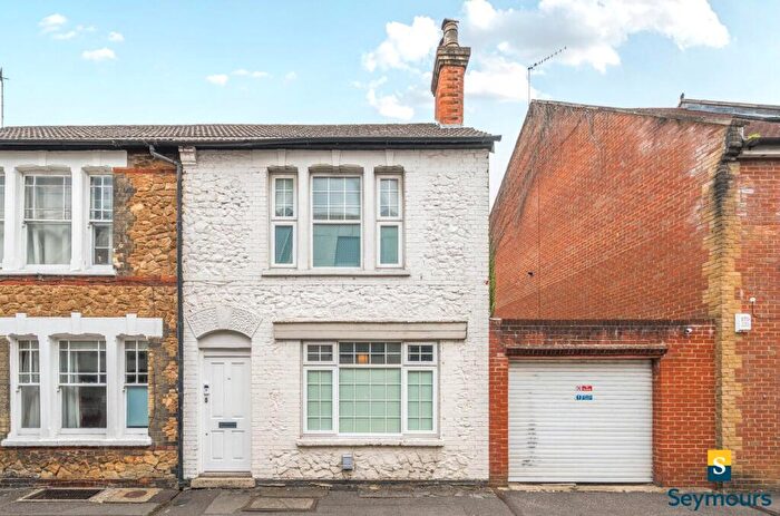2 Bedroom Semi-Detached House For Sale In Haydon Place, Guildford, Surrey, GU1