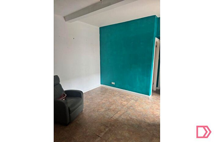 1 Bedroom Flat To Rent In Wellmead Close, Manchester, M8