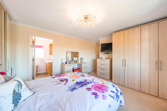 4 Bedroom Detached House For Sale In Gallows Hill, Saffron Walden, Essex, CB11