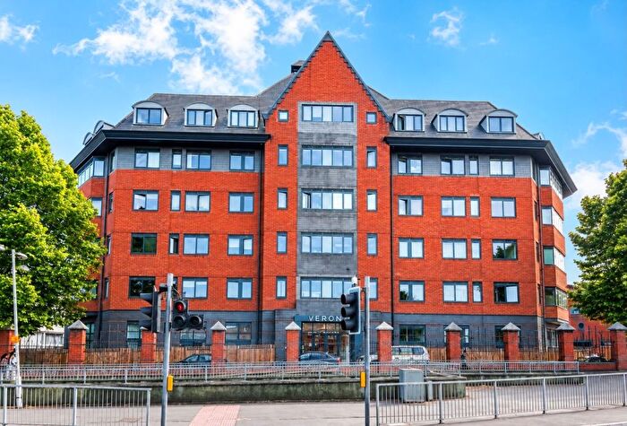 1 Bedroom Flat To Rent In Wellington Street, Slough, SL1