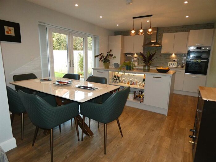 4 Bedroom Detached House For Sale In Bowland Court, Freckleton, Preston, PR4