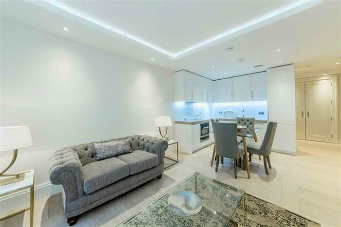 1 Bedroom Flat To Rent In Strand, London, WC2R