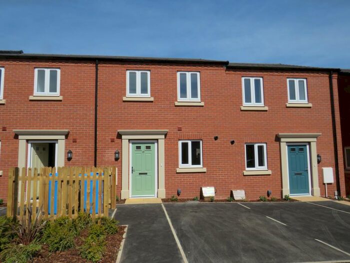 3 Bedroom Town House To Rent In Saxelbye Avenue, Derby, DE1