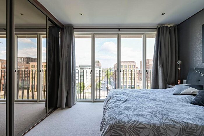 2 Bedroom Flat To Rent In Royal Albert, Gallions Reach, London, E16