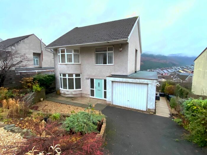 3 Bedroom Detached House To Rent In Cwm Farm Road, Six Bells, Abertillery, Blaenau Gwent, NP13