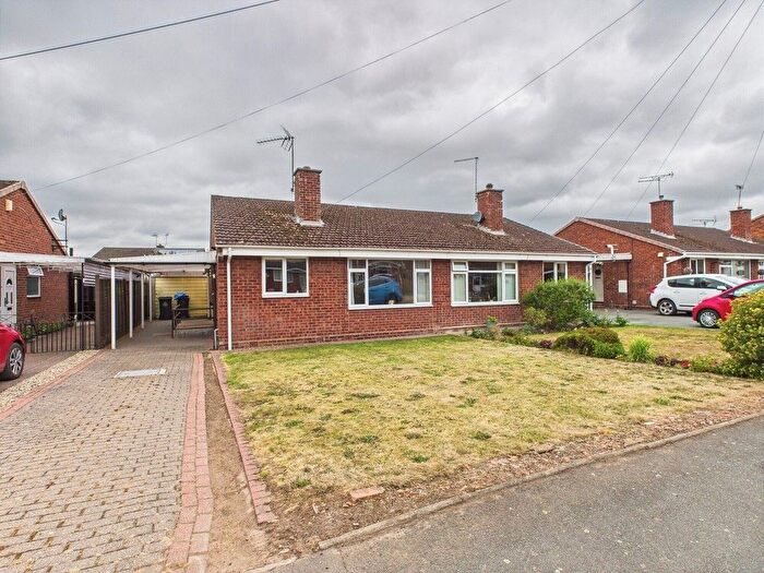 2 Bedroom Semi-detached Bungalow For Sale In Windsor Drive, Market Drayton, Shropshire, TF9