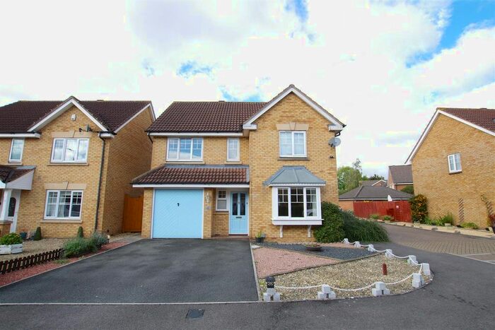 4 Bedroom Detached House To Rent In Shipley Drive, Abbey Meads, Swindon SN25