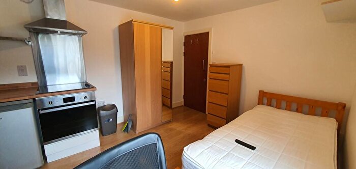 House To Rent In Brookhill Road, SE18