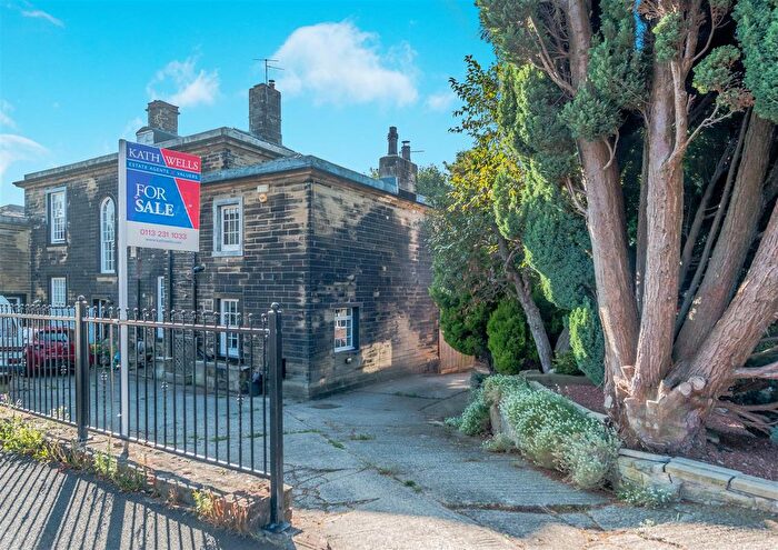 2 Bedroom Semi-Detached House For Sale In Lynwood View, Wortley, Leeds, LS12