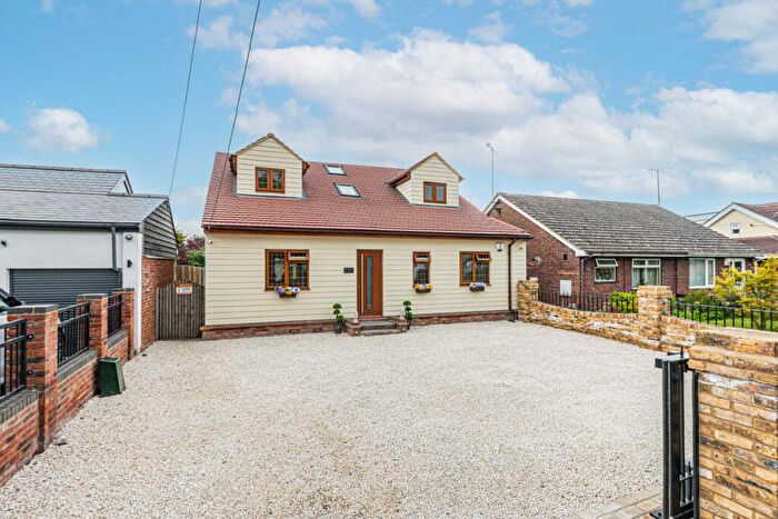 5 Bedroom Detached House For Sale In Ashingdon Road, Rochford, SS4