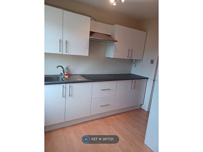 1 Bedroom Flat To Rent In Clarendon Road, Croydon, CR0