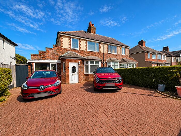 3 Bedroom Semi-Detached House For Sale In Norbreck Road, Norbreck, FY5
