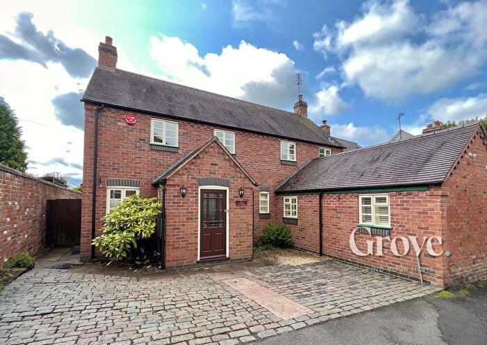 3 Bedroom Detached House For Sale In Holy Cross Green, Clent, Stourbridge, DY9