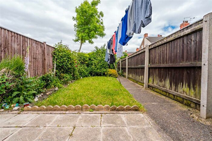 3 Bedroom Terraced House For Sale In Roberts Street, Grimsby, N.E. Lincs, DN32
