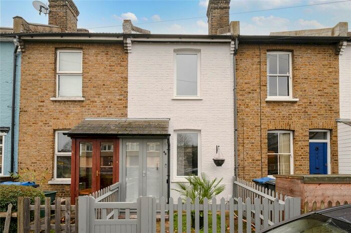 2 Bedroom Terraced House To Rent In Vincent Road, Kingston Upon Thames, KT1