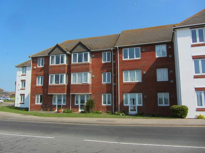 1 Bedroom Flat To Rent In Cavell Avenue, Peacehaven, BN10