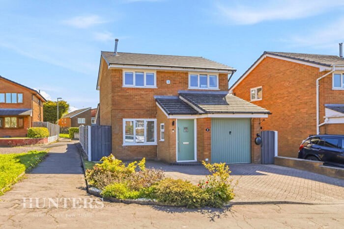 3 Bedroom Detached House For Sale In Harebell Close, Rochdale, OL12