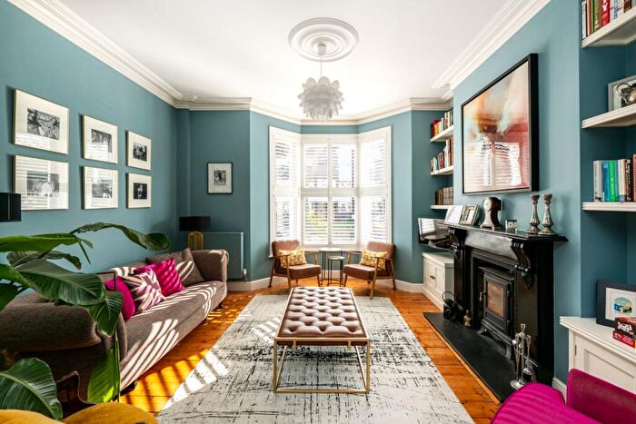 4 Bedroom Terraced House For Sale In Dyne Road, NW6