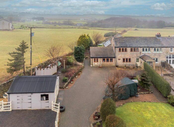 4 Bedroom Cottage For Sale In Bent Road, Hepworth, Holmfirth, HD9