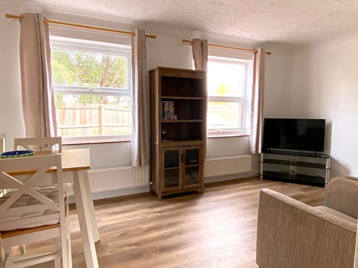 2 Bedroom Flat For Sale In Sheringham, NR26