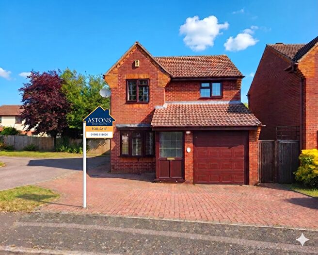3 Bedroom Detached House For Sale In Norwood Lane, Newport Pagnell, MK16