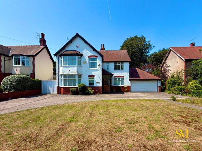 4 Bedroom Detached House For Sale In Freshfield Road, Formby, Liverpool, L37