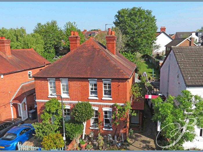 3 Bedroom Property For Sale In Cromwell Road, Maidenhead, SL6