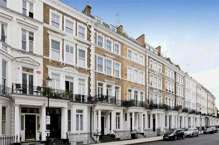 Studio To Rent In Collingham Place, London, SW5