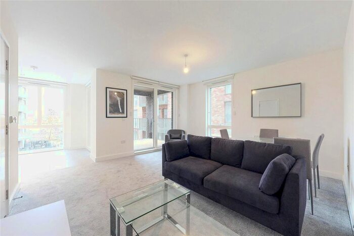 3 Bedroom Flat To Rent In Bellow House, Harrow, HA1