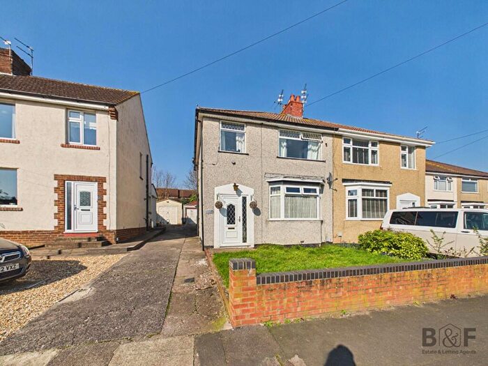 3 Bedroom Semi Detached House For Sale In Signal Road, Staple Hill, Bristol., BS16