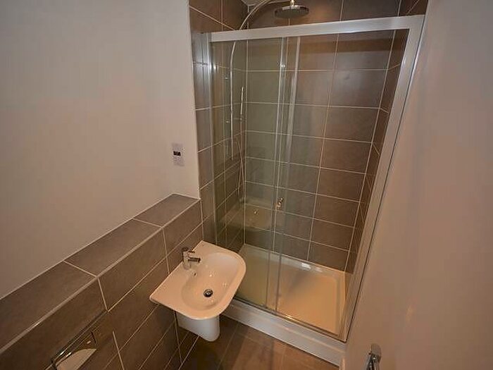 2 Bedroom Apartment To Rent In Dunn Side, CM1